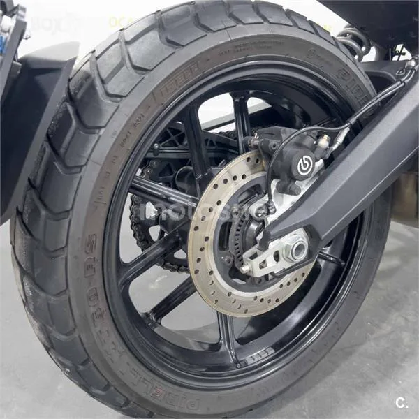 Ducati Scrambler – Vista 15