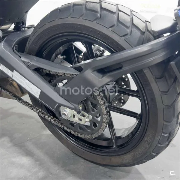 Ducati Scrambler – Vista 8