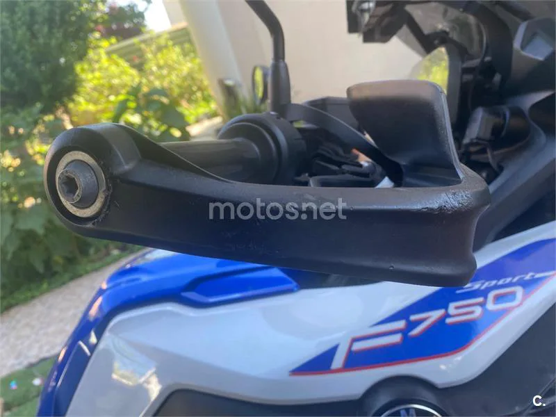 BMW F 750 – Vista 9