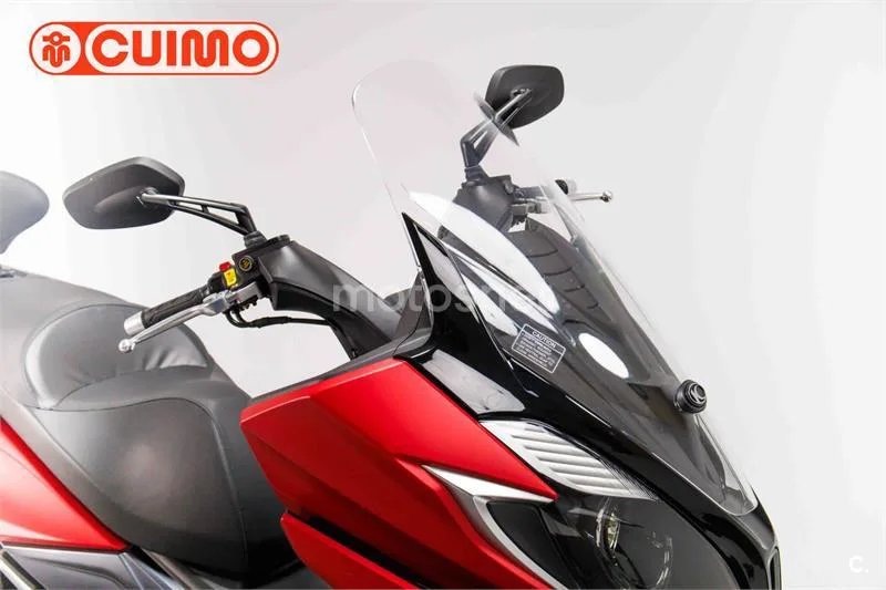 Kymco Super Dink 350 – Vista 12