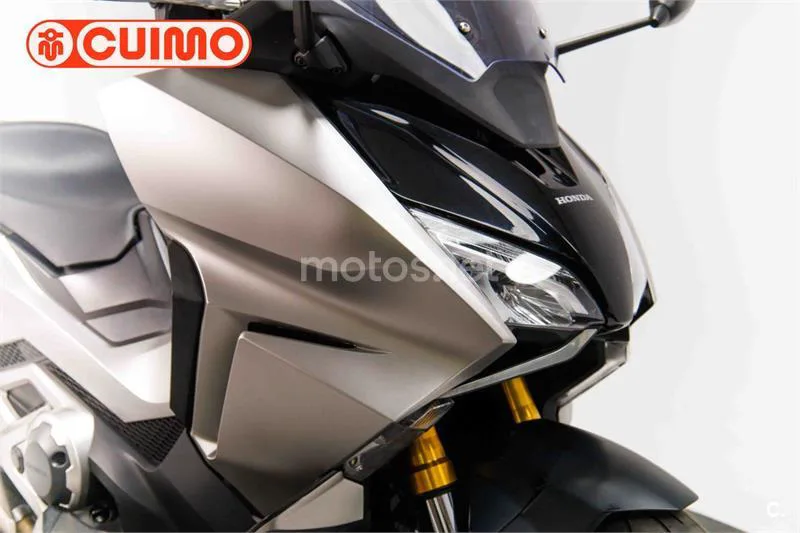 Honda Forza 750 – Vista 11