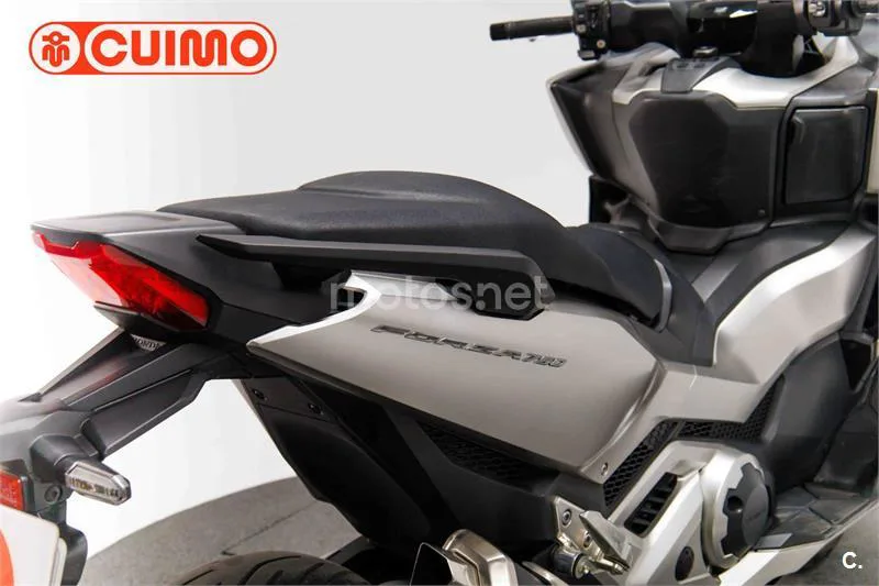 Honda Forza 750 – Vista 16
