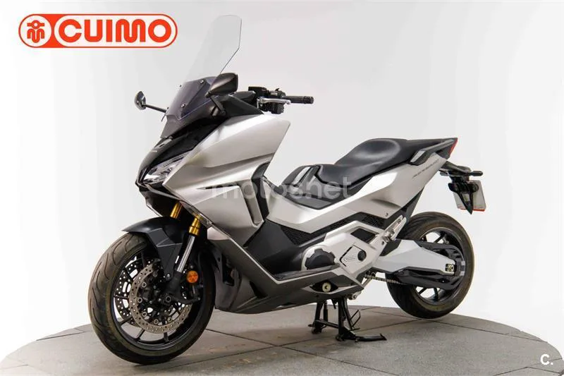 Honda Forza 750 – Vista 9