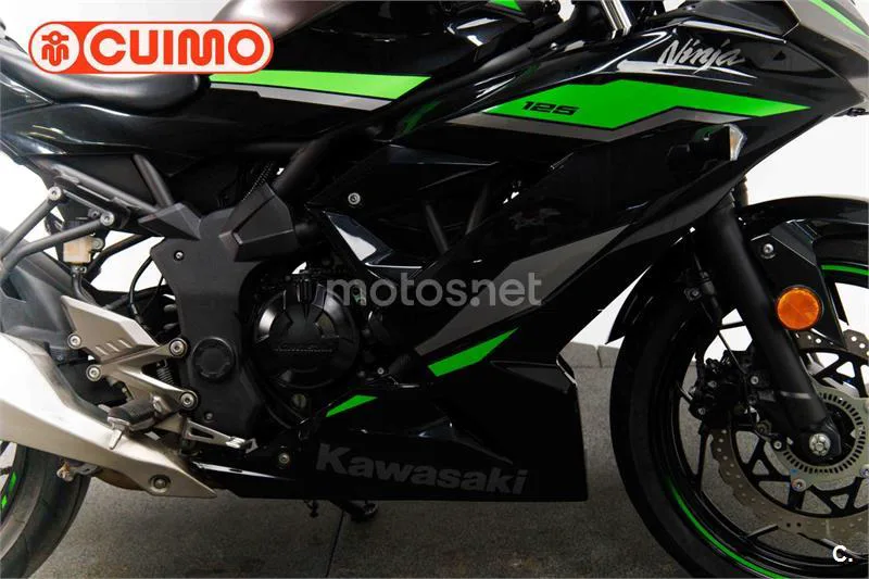 Kawasaki Ninja 125 – Vista 13