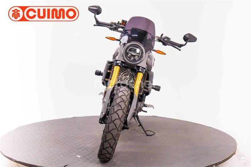 Indian FTR 1200 – Vista 10