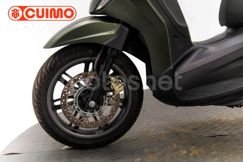 Piaggio Beverly S 400 – Vista 37