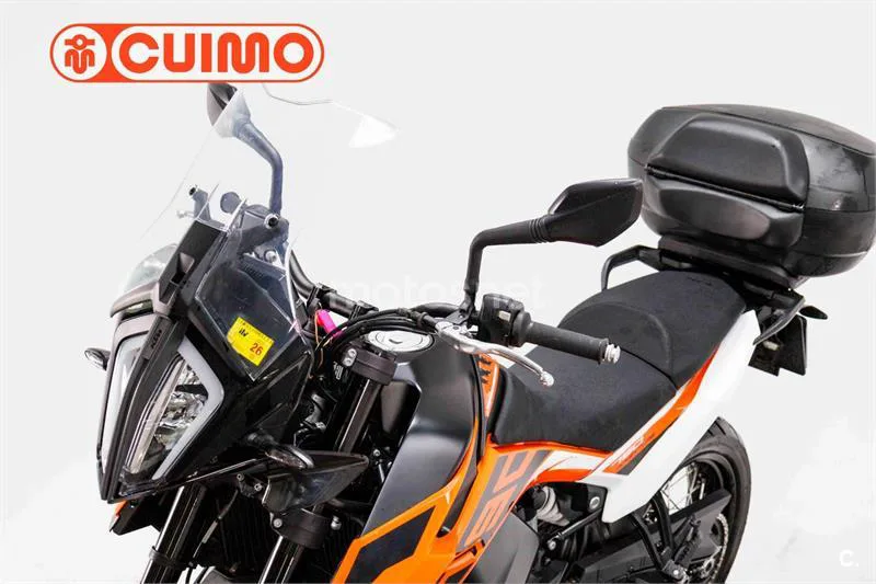 KTM 790 – Vista 19