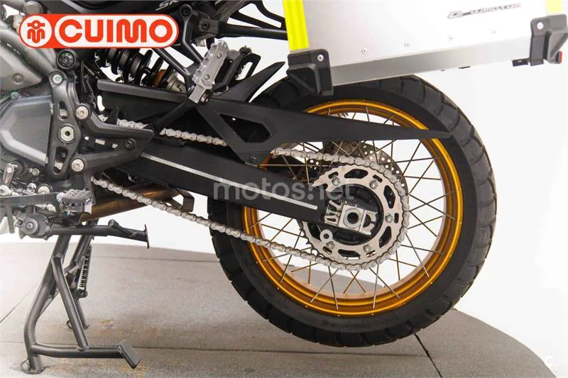 QJ Motor SRT 900 SX – Vista 18