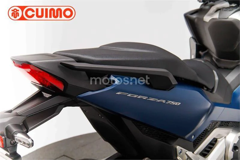 Honda Forza 750 – Vista 16