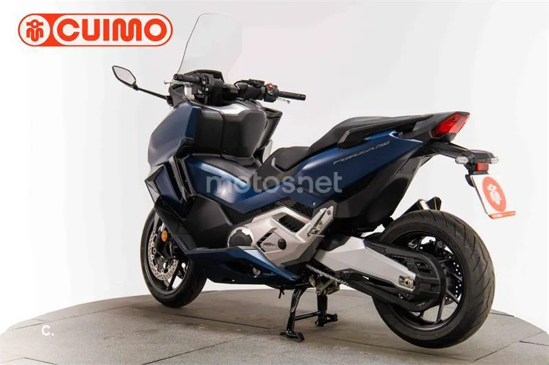 Honda Forza 750 – Vista 6