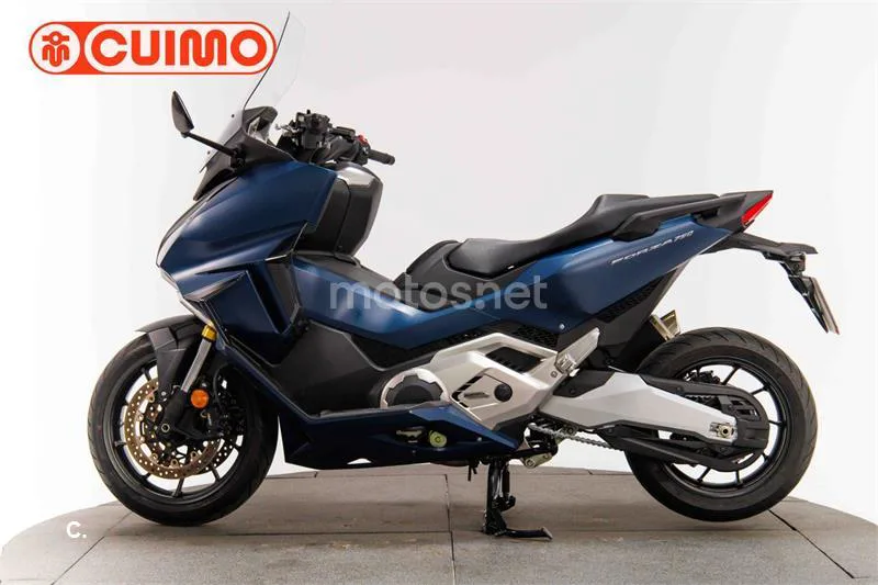 Honda Forza 750 – Vista 8