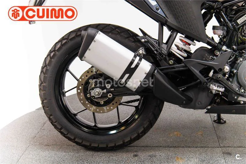 KTM 390 – Vista 14