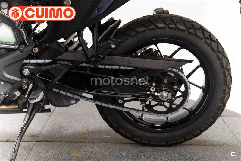 KTM 390 – Vista 18