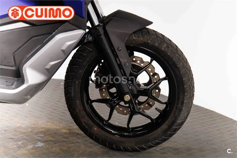 Aprilia SR GT 125 – Vista 13
