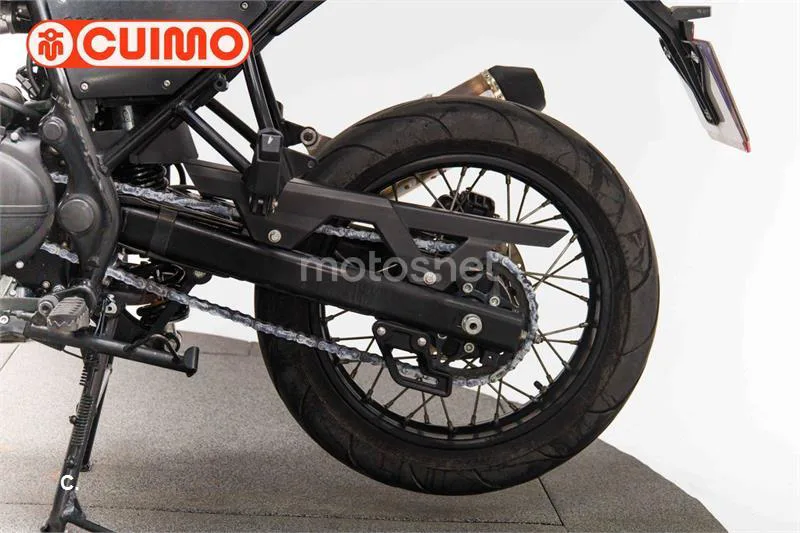 Royal Enfield Himalayan 410 – Vista 18