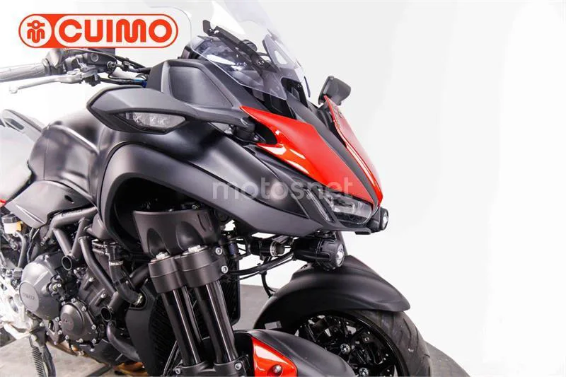 Yamaha Niken – Vista 11