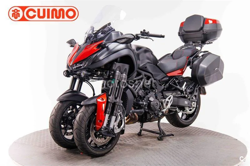 Yamaha Niken – Vista 9