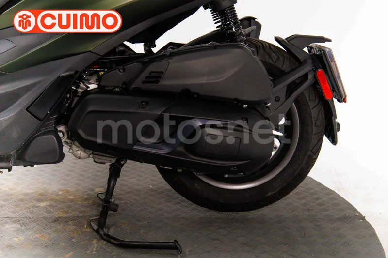 Piaggio Beverly S 400 – Vista 35