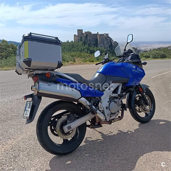 Suzuki V-Strom 650 – Vista 11