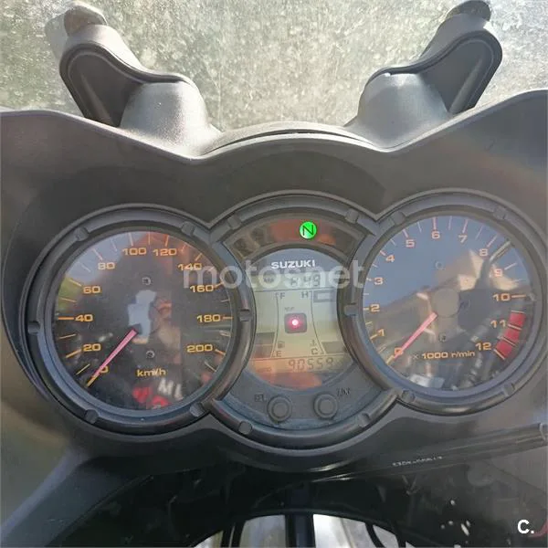 Suzuki V-Strom 650 – Vista 7