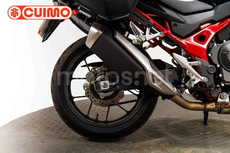 Honda CB 750 Hornet – Vista 15