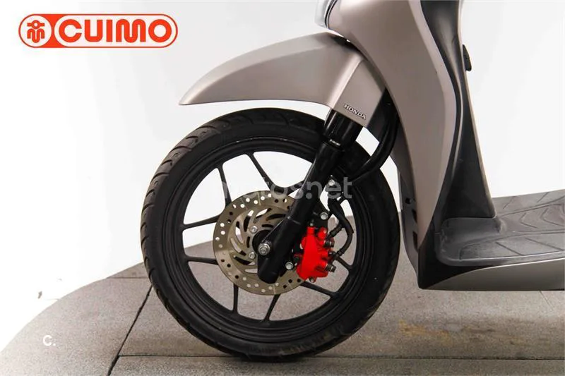Honda SH 125i – Vista 19