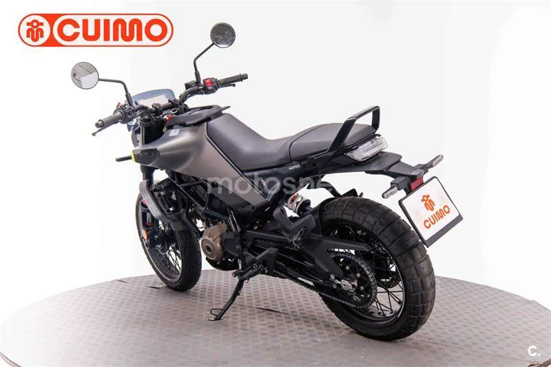 Husqvarna Svartpilen 125 – Vista 6