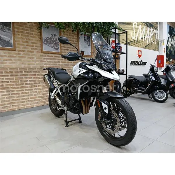 Triumph Tiger 900 – Vista 4