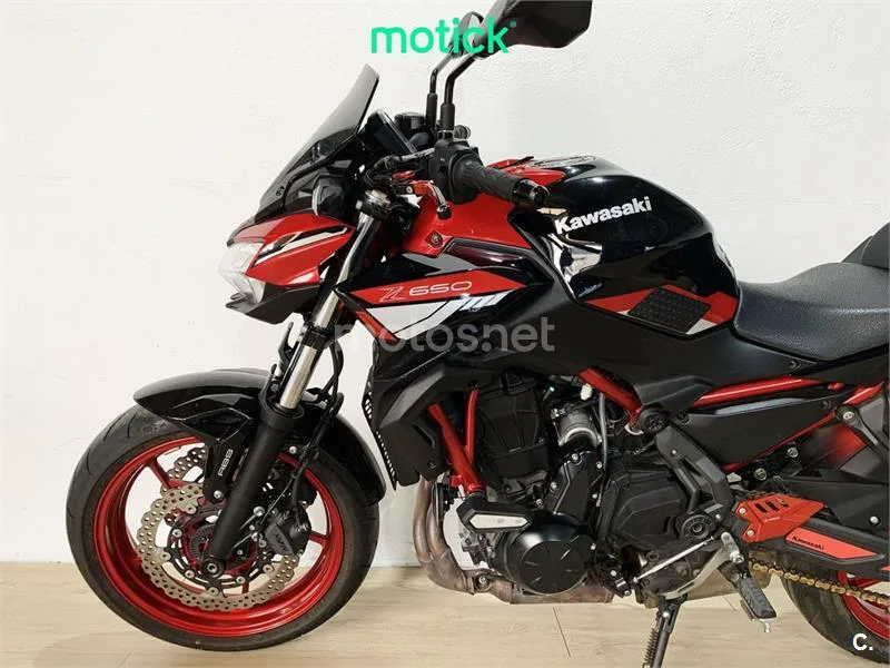 Kawasaki Z650 – Vista 6