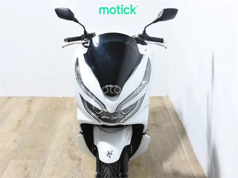 Honda PCX 125 – Vista 11