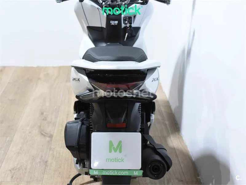 Honda PCX 125 – Vista 6