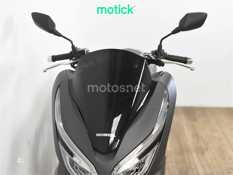 Honda PCX 125 – Vista 8