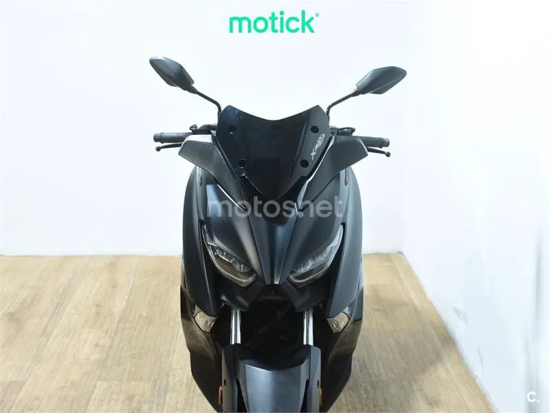 Yamaha XMAX 400 - Vista 11