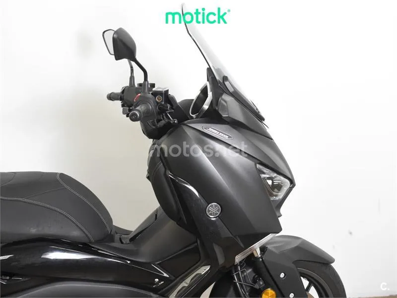 Yamaha XMAX 400 – Vista 3