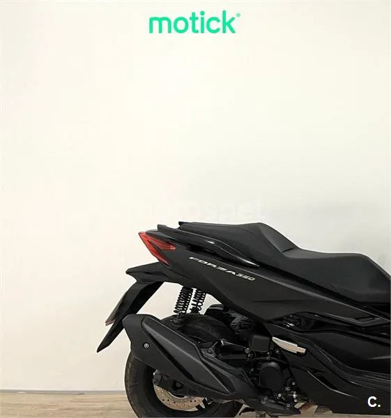 Honda Forza 350 – Vista 3