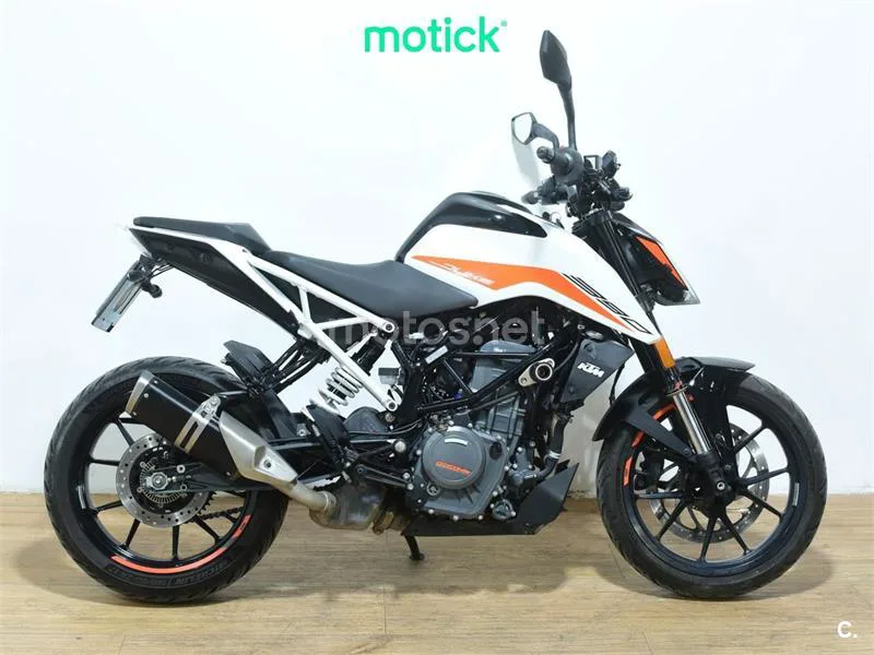 KTM 390 – Vista 2