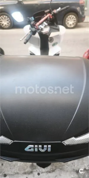 SYM Jet X 125 – Vista 4