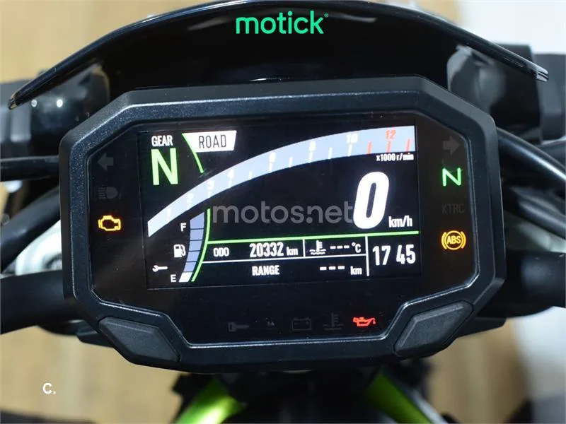 Kawasaki Z900 – Vista 5