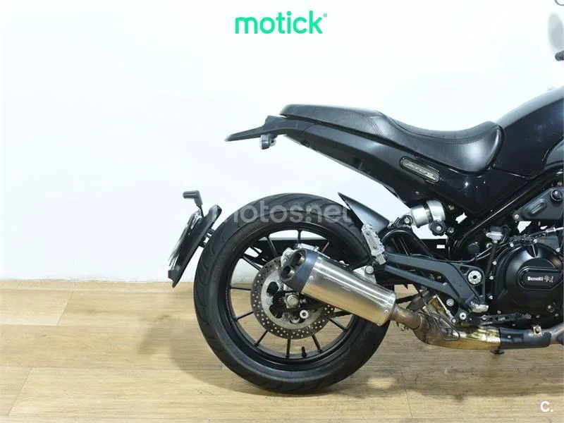 Benelli Leoncino 500 – Vista 3