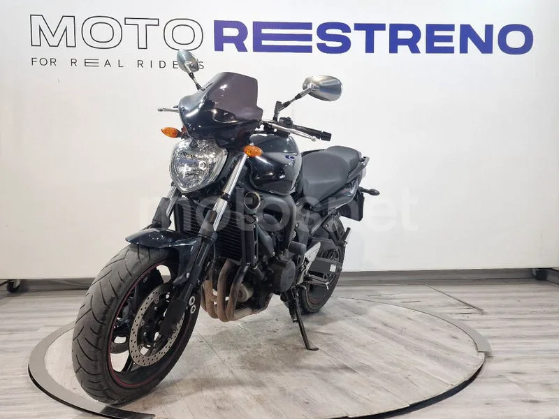 Yamaha FZ6 – Vista 5