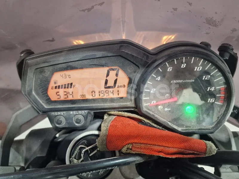Yamaha FZ6 – Vista 10