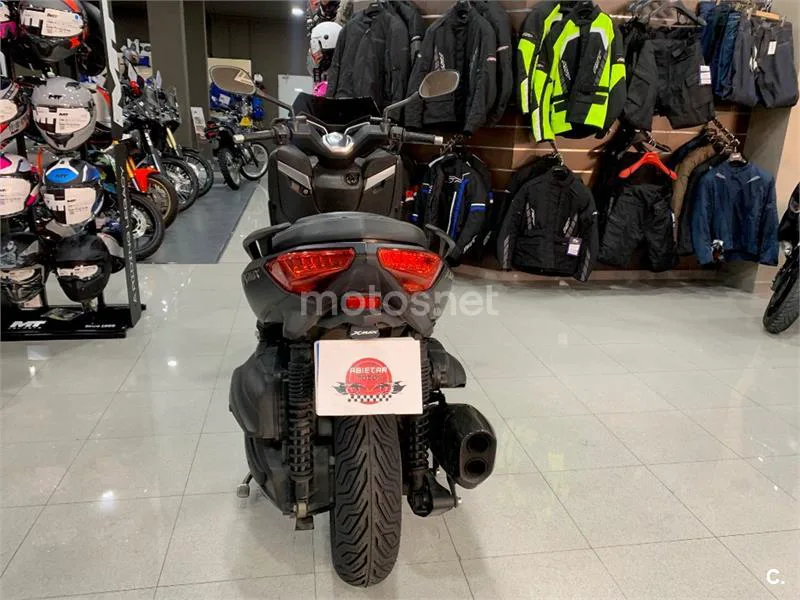 Yamaha XMAX 400 – Vista 9