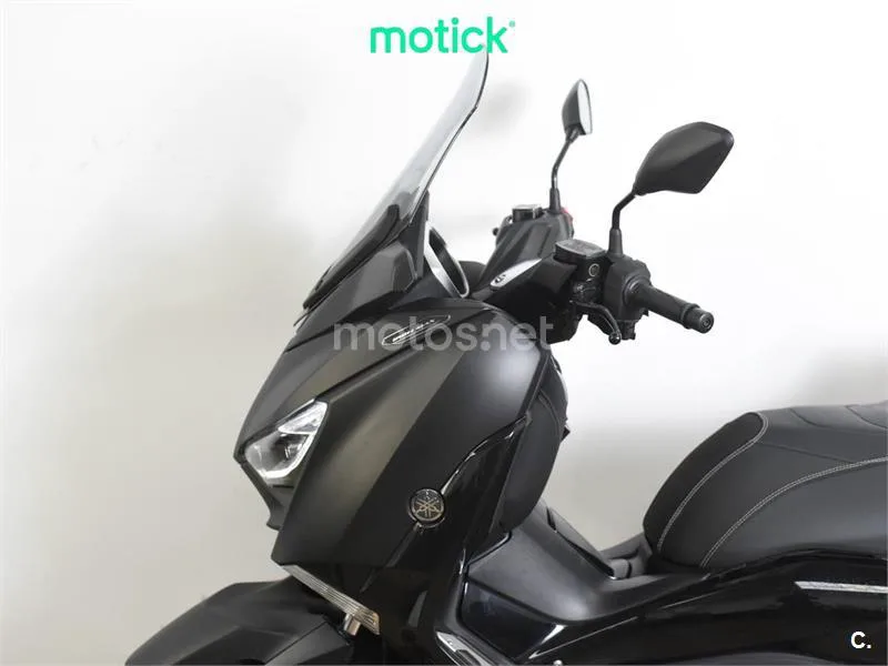 Yamaha XMAX 400 – Vista 6