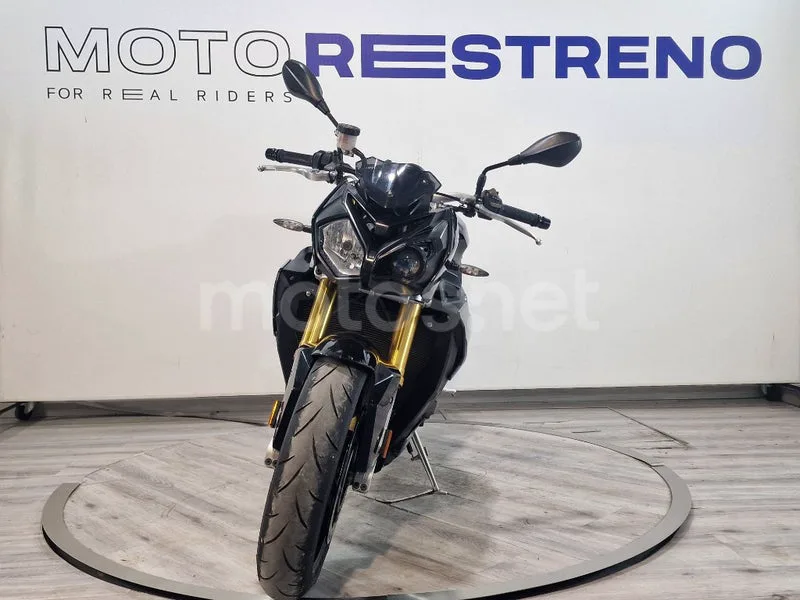 BMW S 1000 R – Vista 4