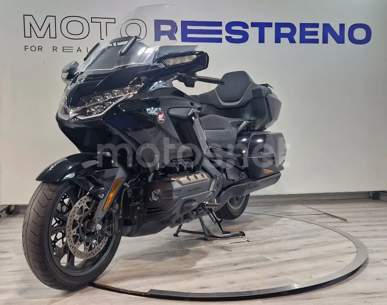 Honda Gold Wing – Vista 5