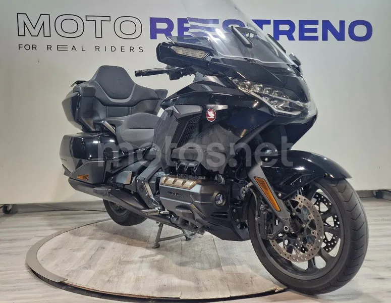 Honda Gold Wing – Vista 6