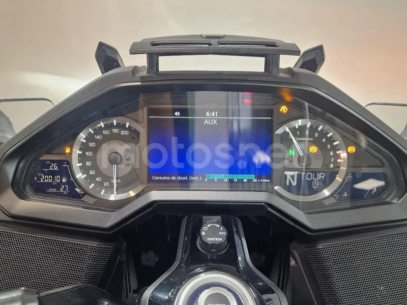 Honda Gold Wing – Vista 10