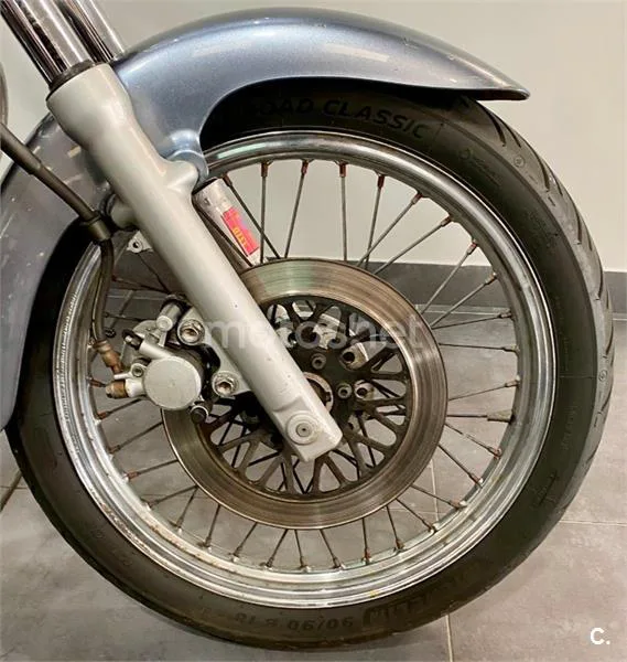 Suzuki Intruder 250 – Vista 14