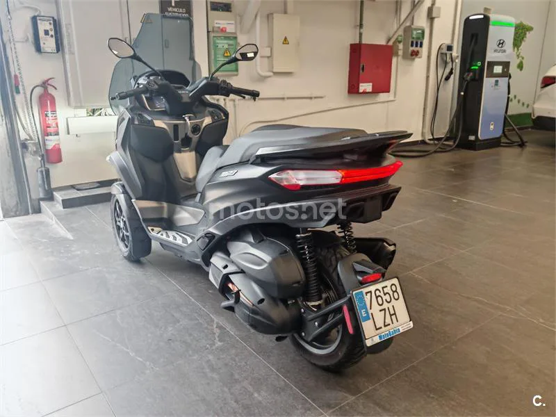 Piaggio MP3 530 Exclusive – Vista 3