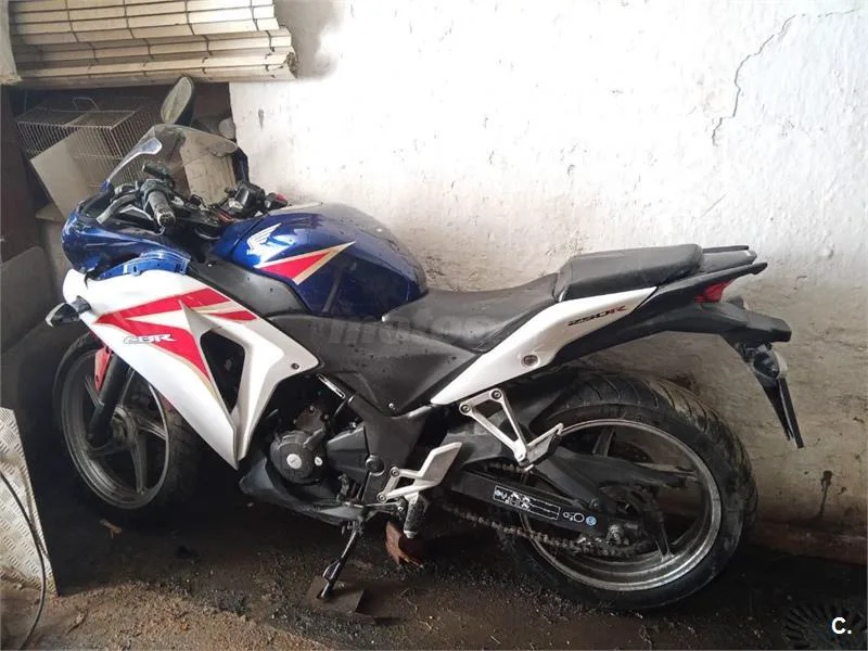 Honda CBR 250 R – Vista 2